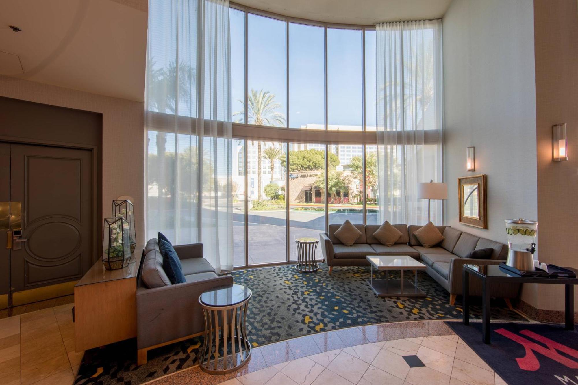 Anaheim Marriott Suites Garden Grove Bagian luar foto