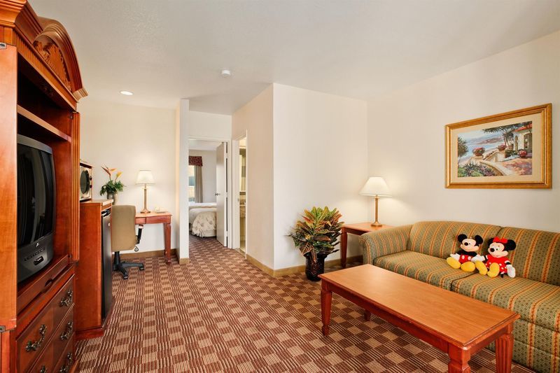Anaheim Marriott Suites Garden Grove Bagian luar foto