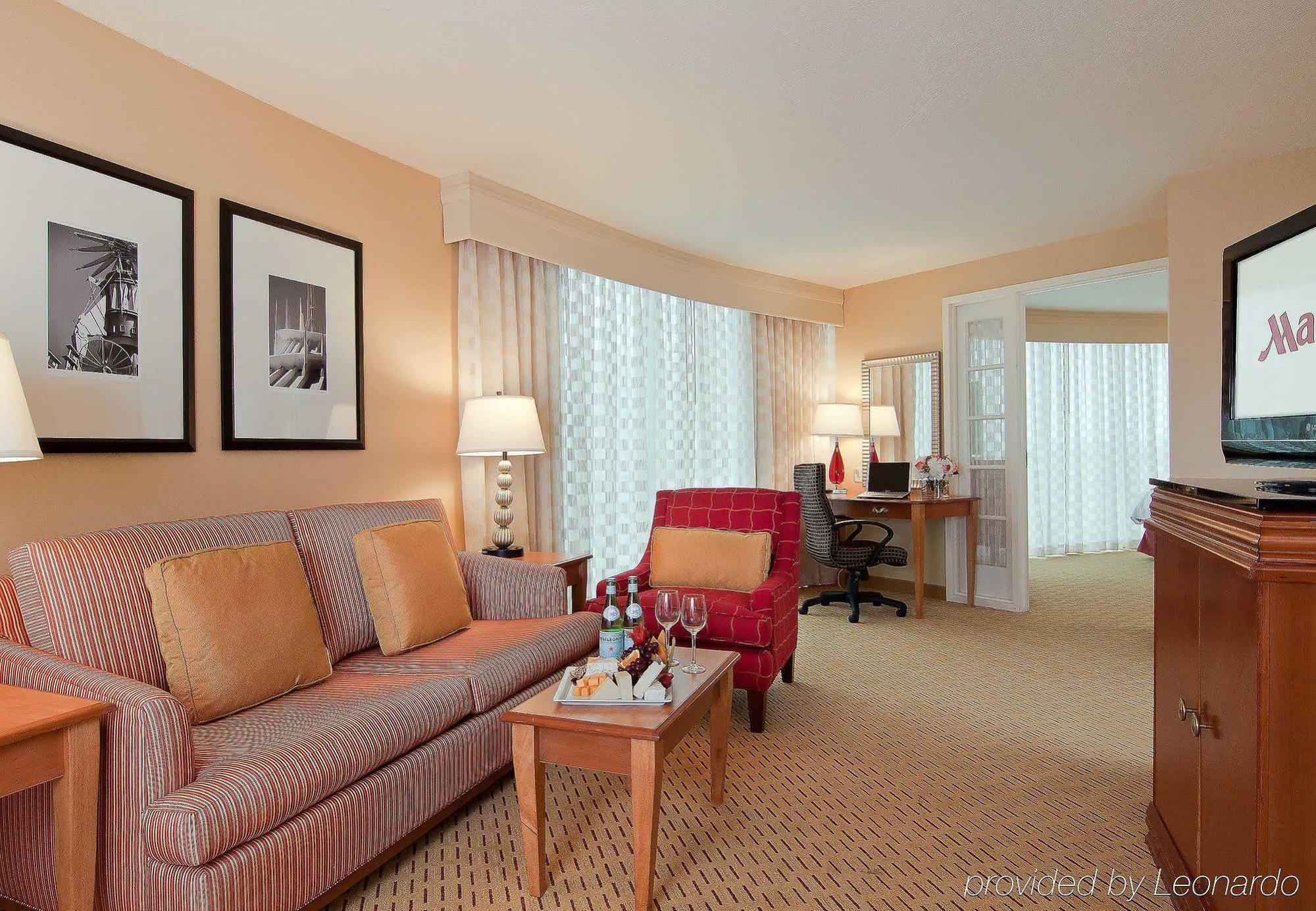 Anaheim Marriott Suites Garden Grove Bagian luar foto