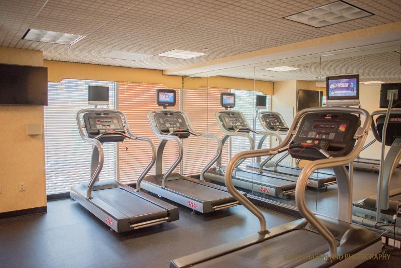 Anaheim Marriott Suites Garden Grove Bagian luar foto